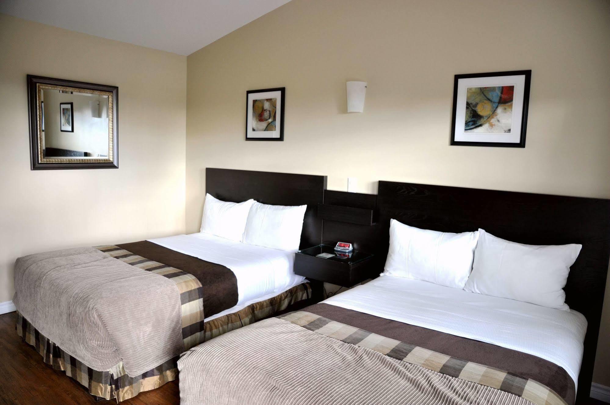 Motel Des Cedres Sherbrooke Exterior foto